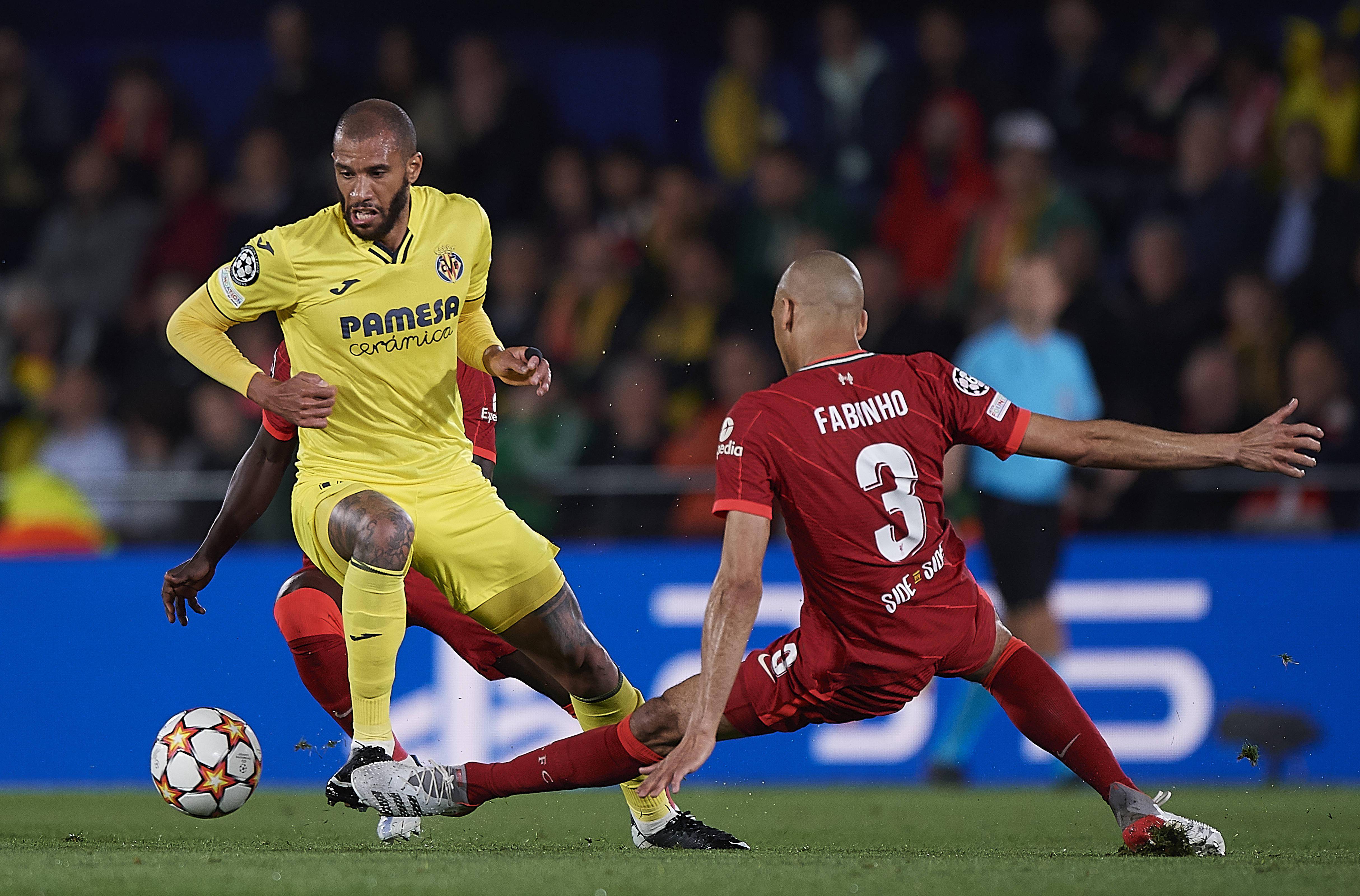 关于比利亚雷亚尔战胜阿贾克斯，晋级前景一片大好的信息