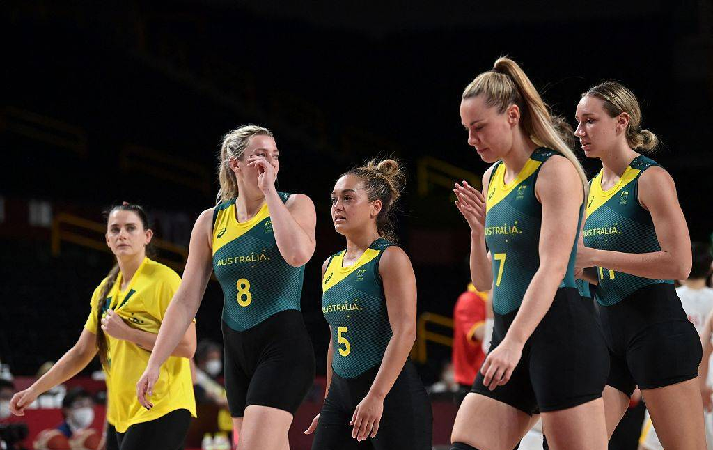 包含奥运会篮球赛事：加拿大女篮夺冠季军花落法国的词条