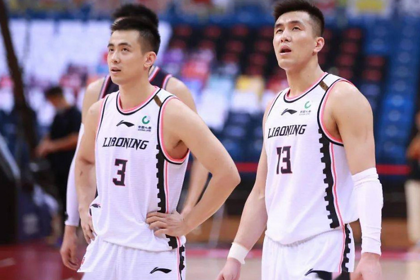 勇往直前，球队团结一致战胜强敌晋级！的简单介绍