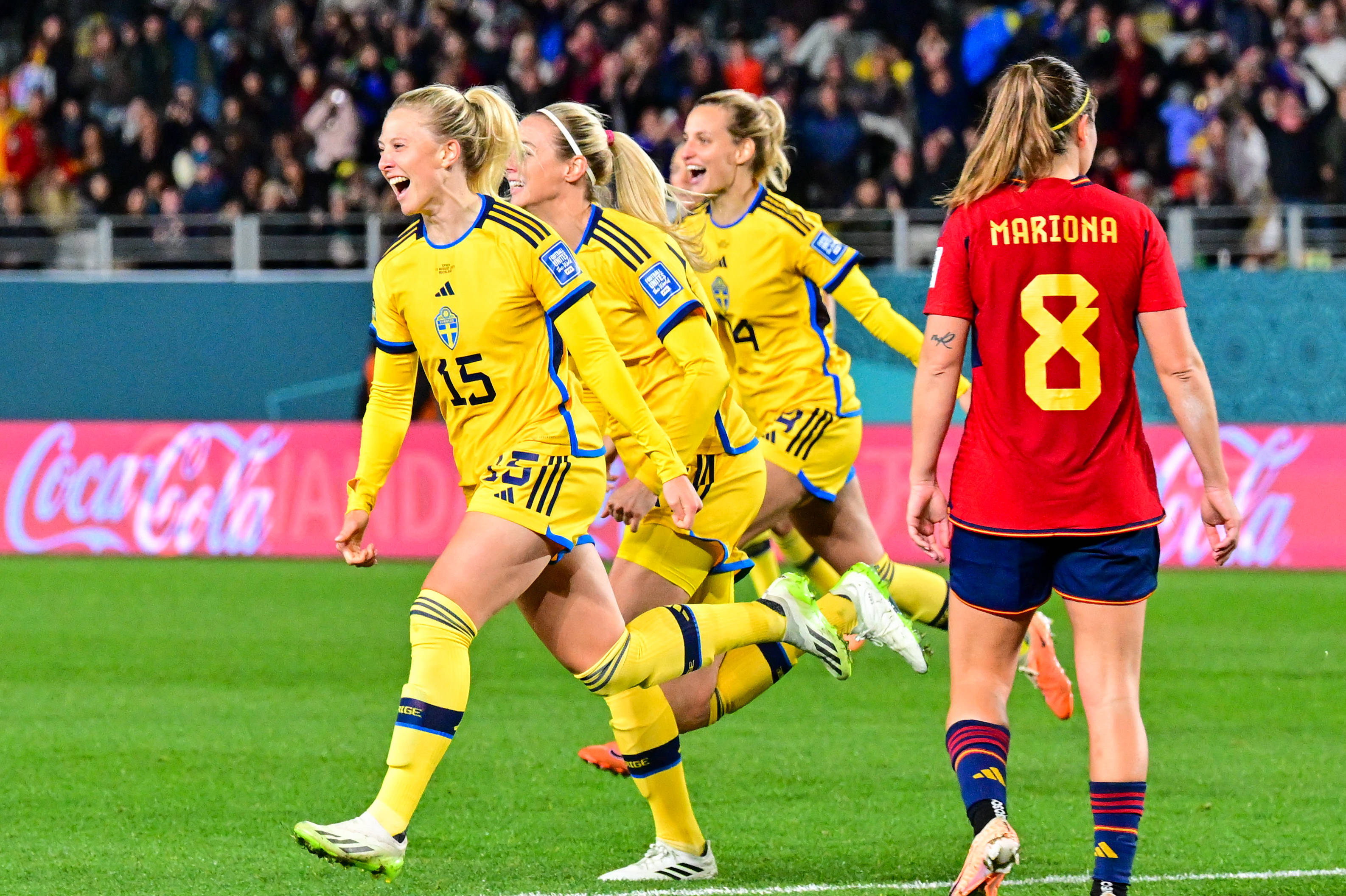 开云体育中国-瑞典女足憾负对手,备战排位赛