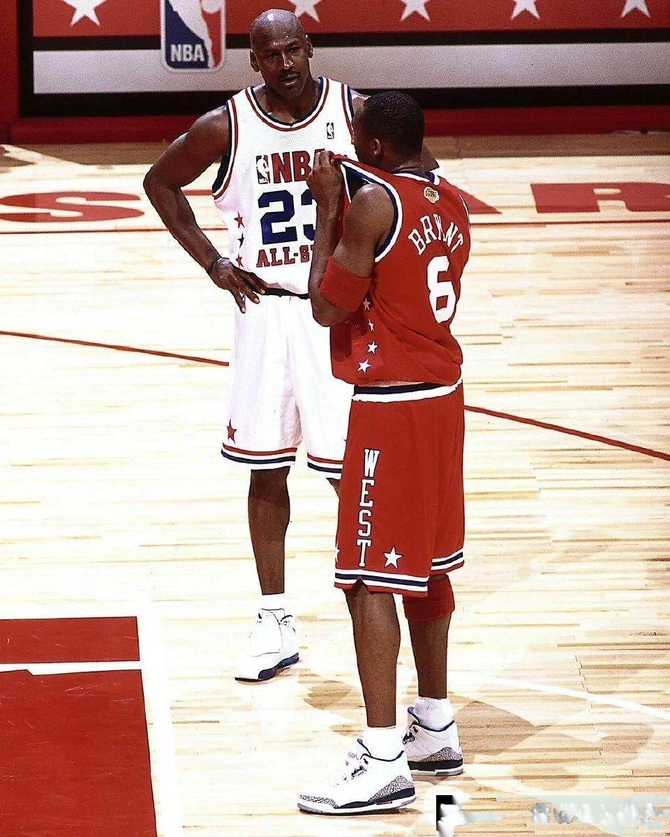 男女篮球明星将在重要赛事中对决