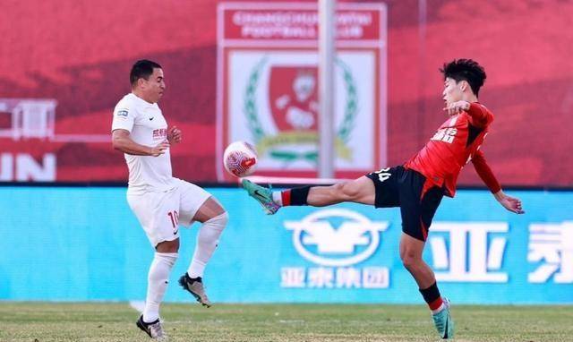 长春亚泰客场取胜大连一方，实现反击的简单介绍
