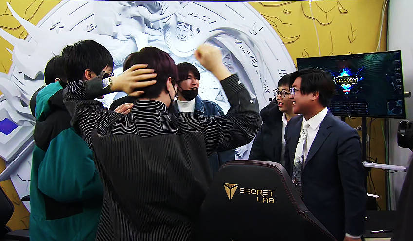 惊天逆转！绝地求生战队挺进四强