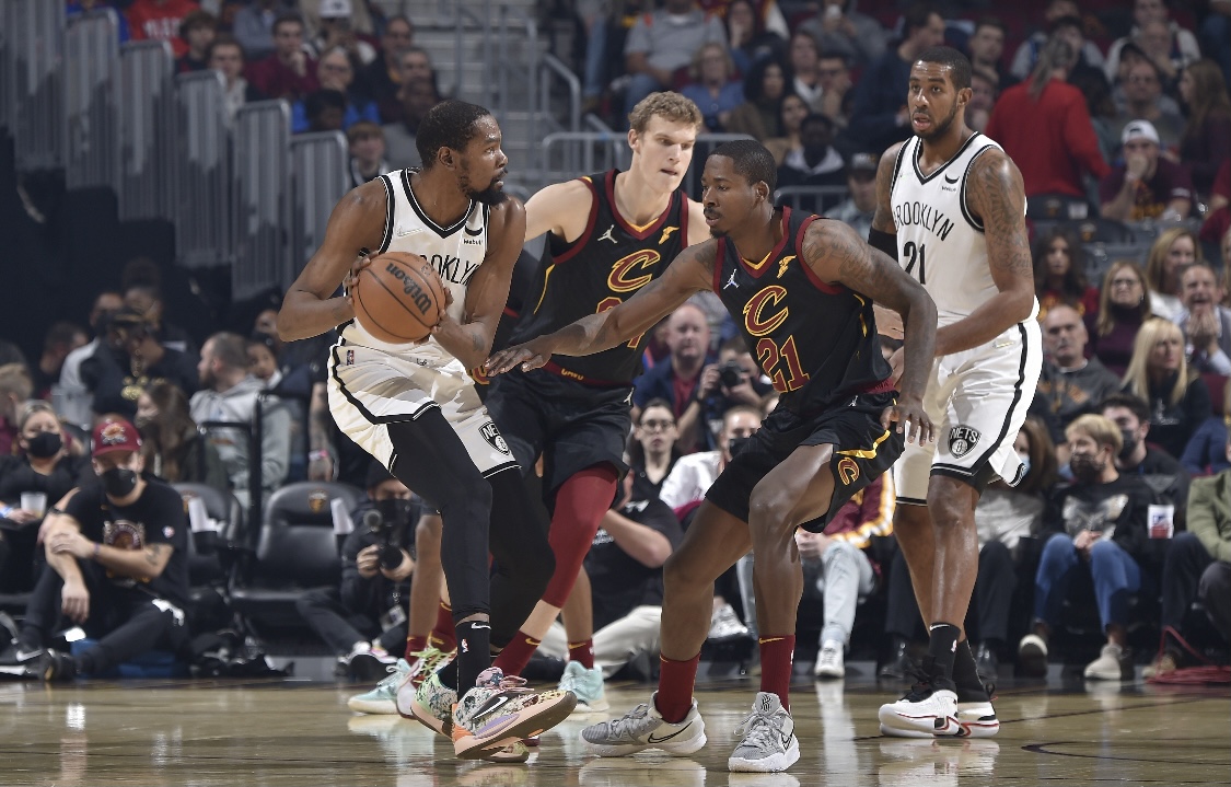 开云体育app-深圳队碾压骑士,杜兰特扛起全队的简单介绍