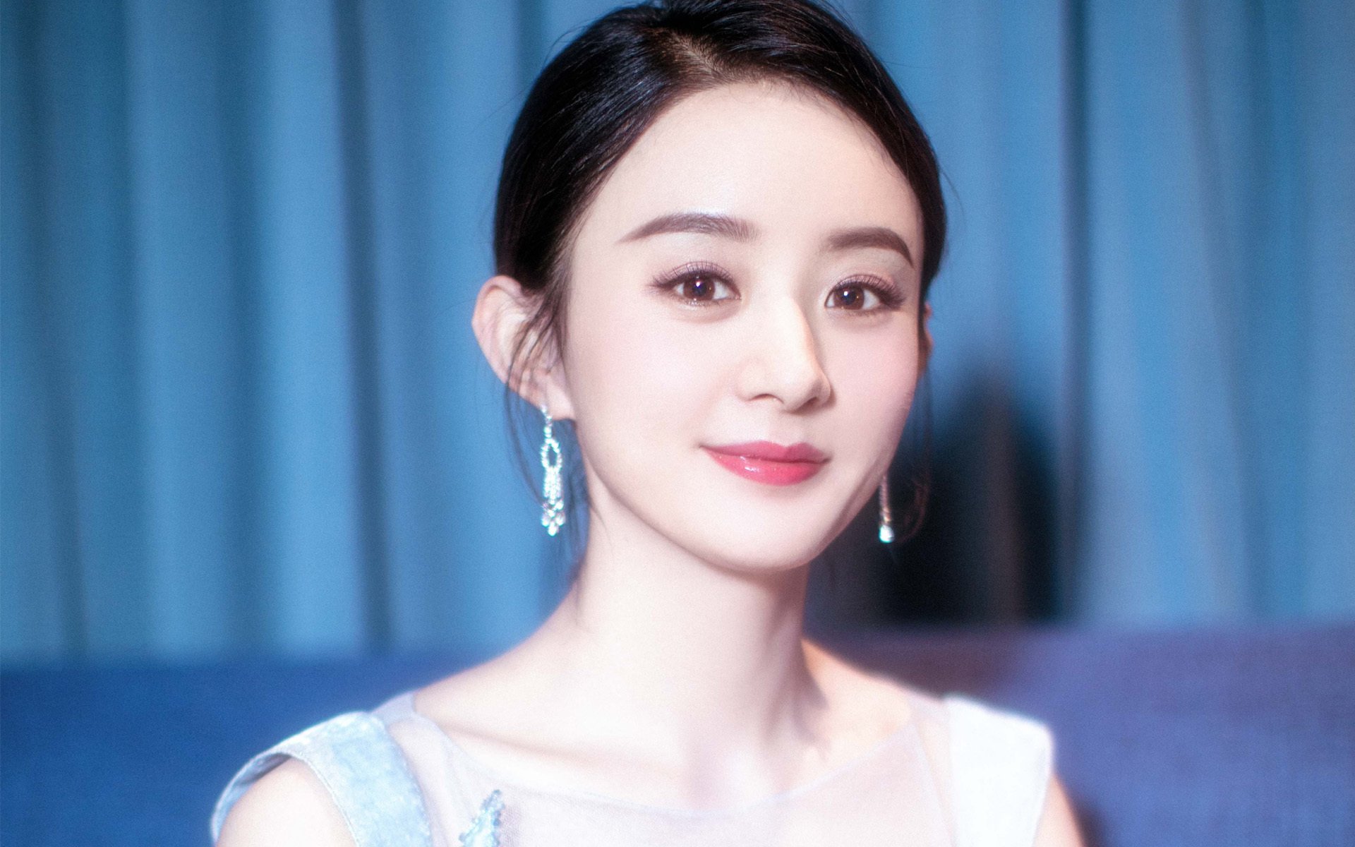 夜色与烈焰，爱德华兹压制级贯穿F1年度争冠之夜，完成王座加冕