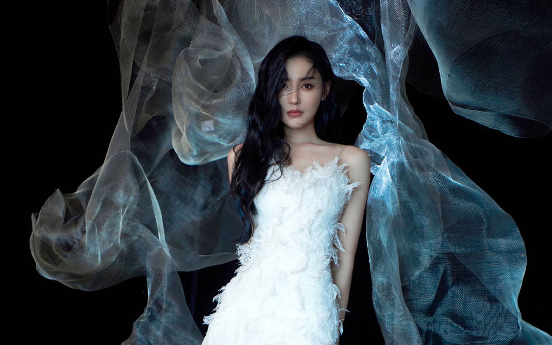 开云体育-逆境突围，从意甲焦点到独行侠末节，绝境中的光芒