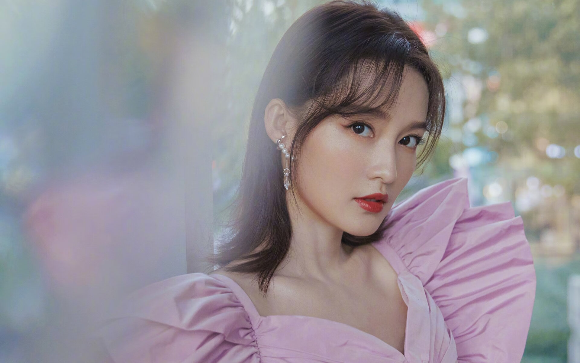 唯一的观众，2030年，卡拉斯科在全息影像中对阵苏格兰皇家社会