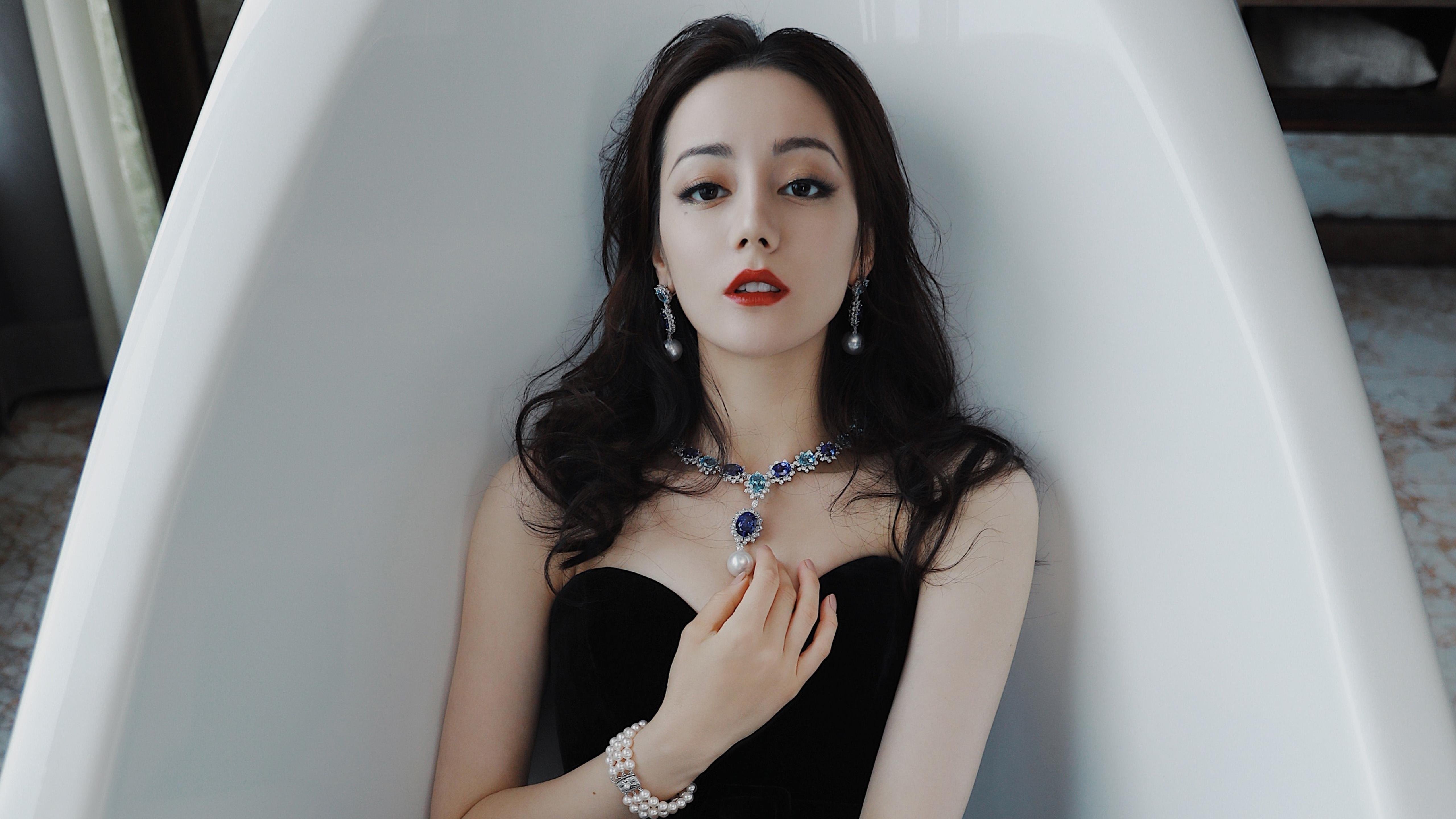开云体育APP下载-众神沉默的夜晚—2026世界杯A组，布罗佐维奇用一场完美风暴，为强强对话写下唯一解