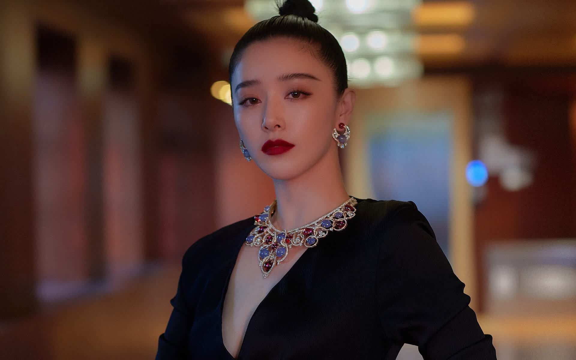 开云体育中国-河内之夜，当东南亚旋风席卷绿茵，布罗佐维奇用冷血刺穿历史